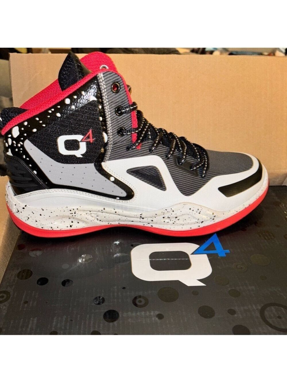 NIB Q4 Basketball NFORCER BRIGHT WHITE RED High-Top Sneakers